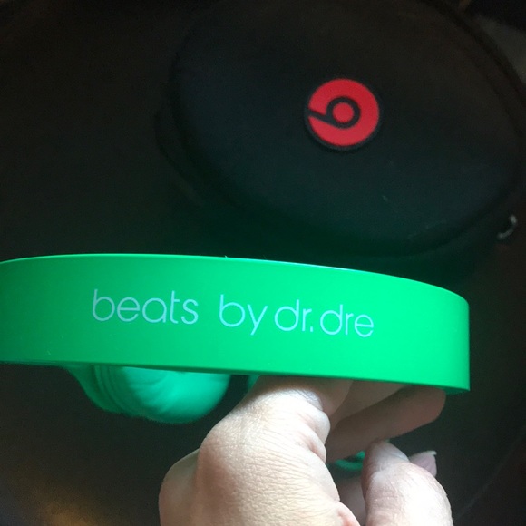 Beats By Dr.Dre Solo HD - Picture 3 of 5